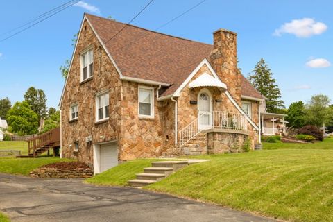 1082 W Main St Somerset Boro PA 15501