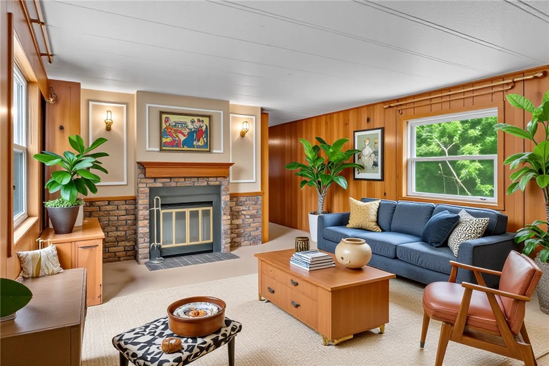 Connoquenessing Twp, Pennsylvania 16033, United States, 2 Bedrooms Bedrooms, ,1 BathroomBathrooms,Residential,Active,237482