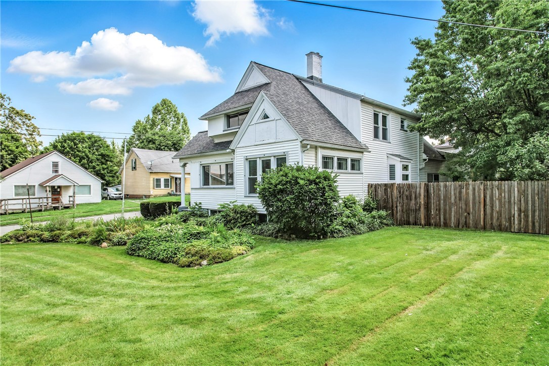 Greenville Boro - Mer, Pennsylvania 16125, United States, 4 Bedrooms Bedrooms, ,3 BathroomsBathrooms,Residential,Active,155054