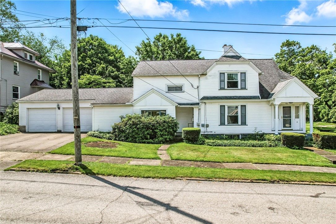 Greenville Boro - Mer, Pennsylvania 16125, United States, 4 Bedrooms Bedrooms, ,3 BathroomsBathrooms,Residential,Active,155054