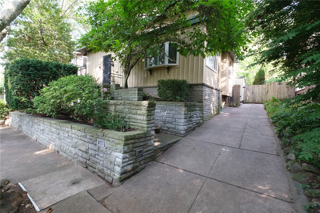 Squirrel Hill, Pennsylvania 15217, United States, 3 Bedrooms Bedrooms, ,3 BathroomsBathrooms,Residential,Active,36686
