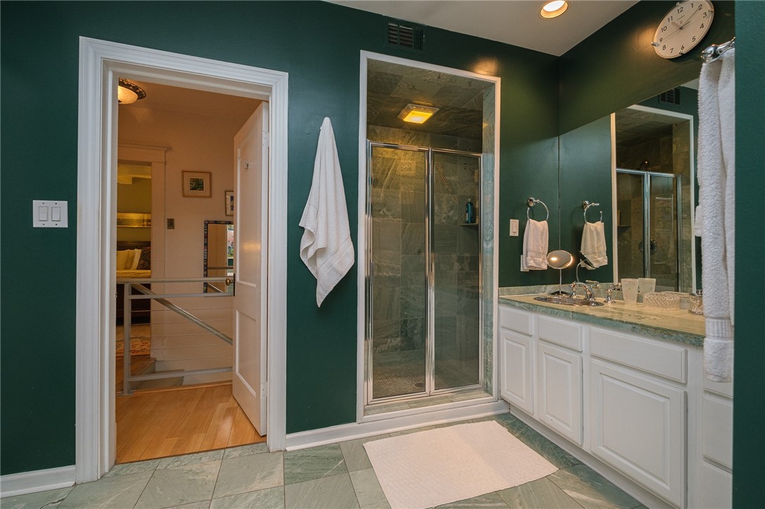 Squirrel Hill, Pennsylvania 15217, United States, 3 Bedrooms Bedrooms, ,3 BathroomsBathrooms,Residential,Active,36686