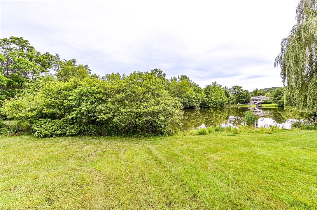 Hempfield Twp - Wml, Pennsylvania 15601, United States, 3 Bedrooms Bedrooms, ,3 BathroomsBathrooms,Residential,Contingent,152722