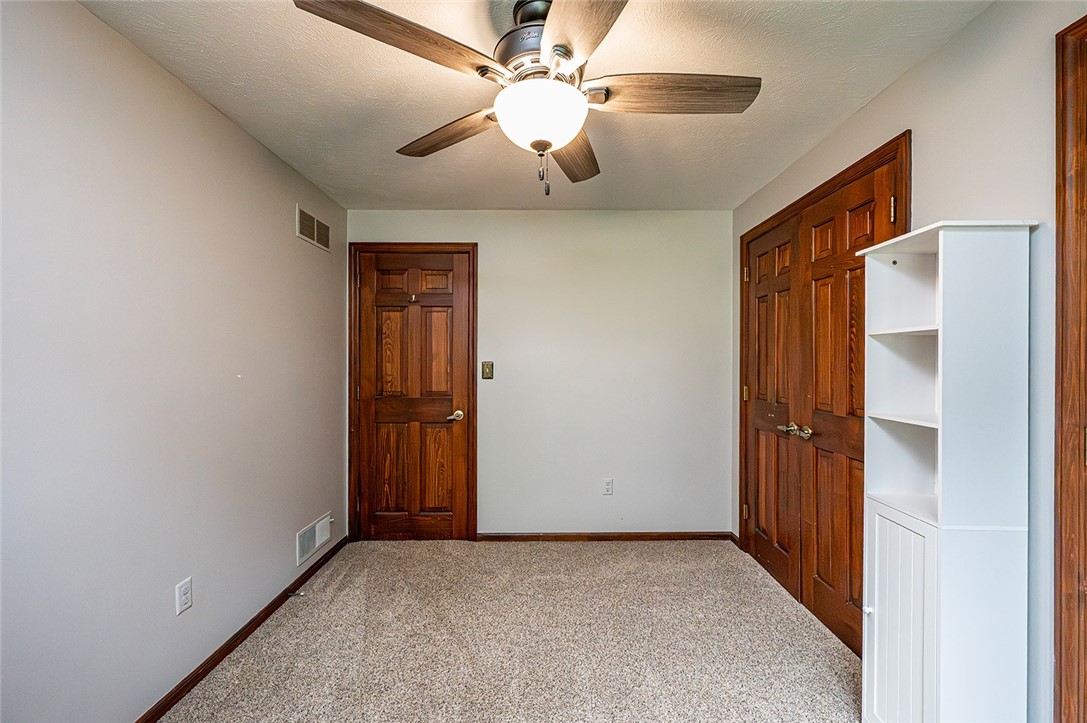 Hempfield Twp - Wml, Pennsylvania 15601, United States, 3 Bedrooms Bedrooms, ,3 BathroomsBathrooms,Residential,Contingent,152722