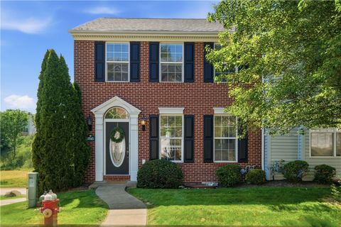 Photo of 10565 Cherry Grove Ct, Wexford, PA 15090 (MLS # 1759226)
