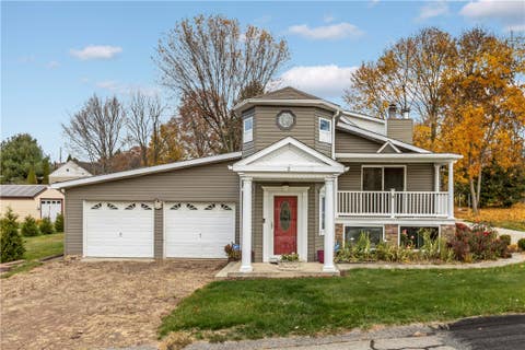 Photo for 2 Cedar Ave