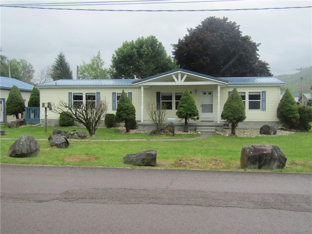 521 Williams