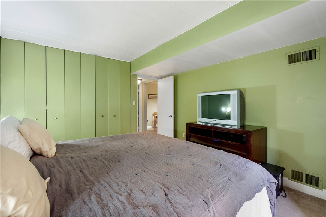 Pittsburgh, Pennsylvania 15220, United States, 1 Bedroom Bedrooms, ,1 BathroomBathrooms,Residential,Active,217891