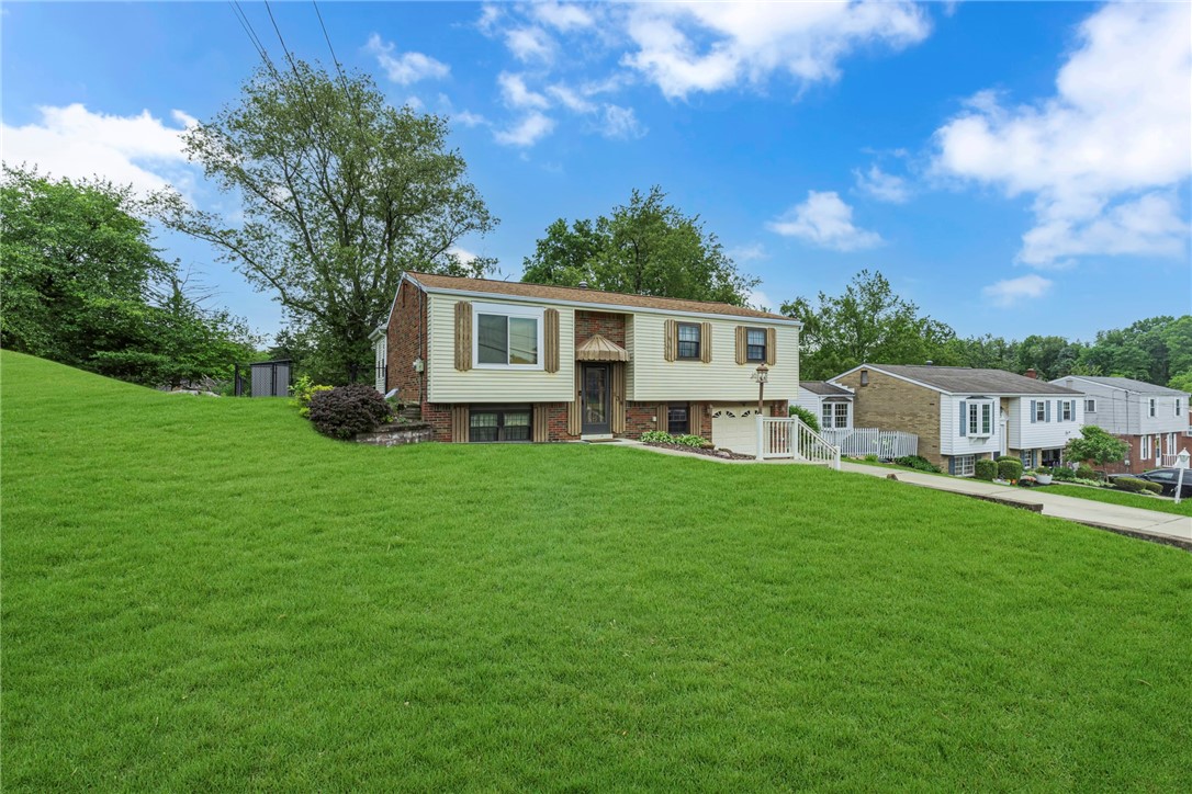138 Convair Dr
