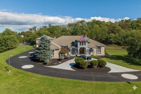 Photo of 350 Cedar Dr, Washington, PA 15301 (MLS # 1726560)