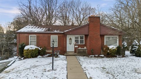 9 Oakwood Ter Oakmont PA 15139