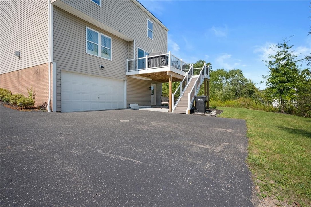 Moon/Crescent Twp, Pennsylvania 15108, United States, 4 Bedrooms Bedrooms, ,3 BathroomsBathrooms,Residential,Contingent,93651