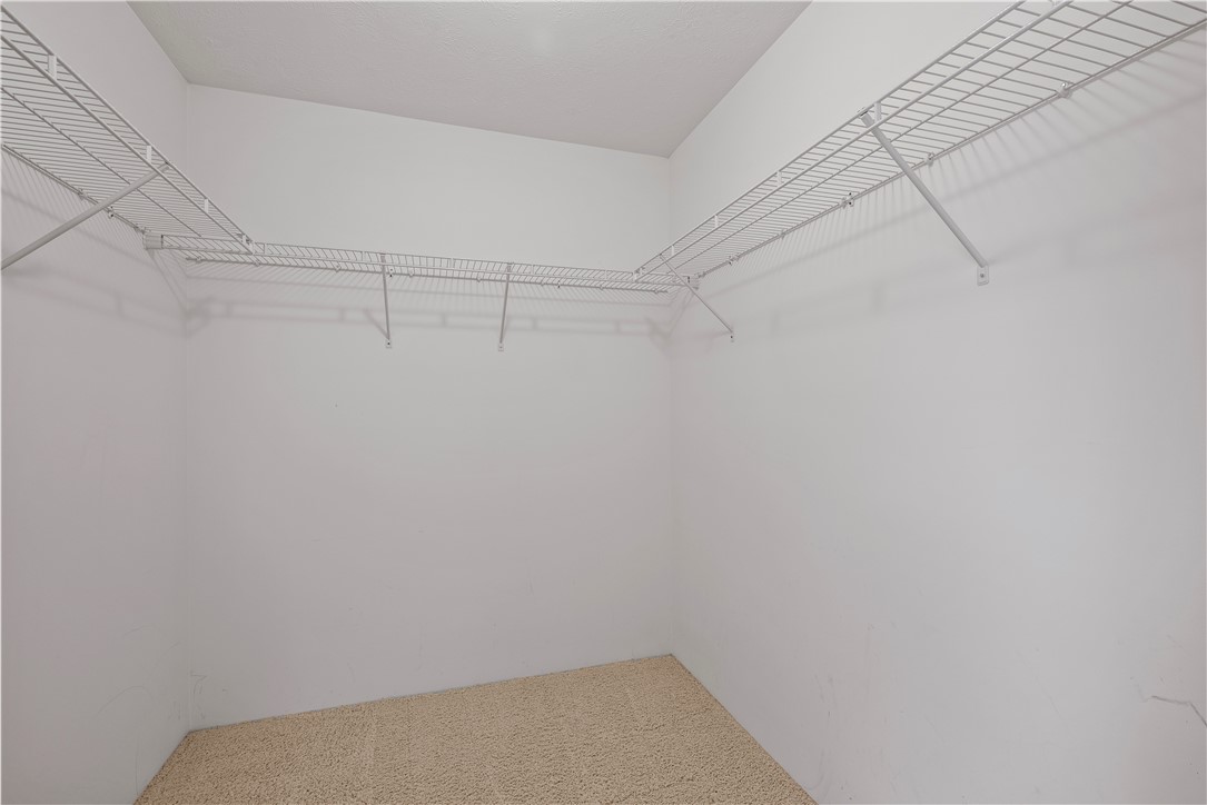 Moon/Crescent Twp, Pennsylvania 15108, United States, 4 Bedrooms Bedrooms, ,3 BathroomsBathrooms,Residential,Contingent,93651