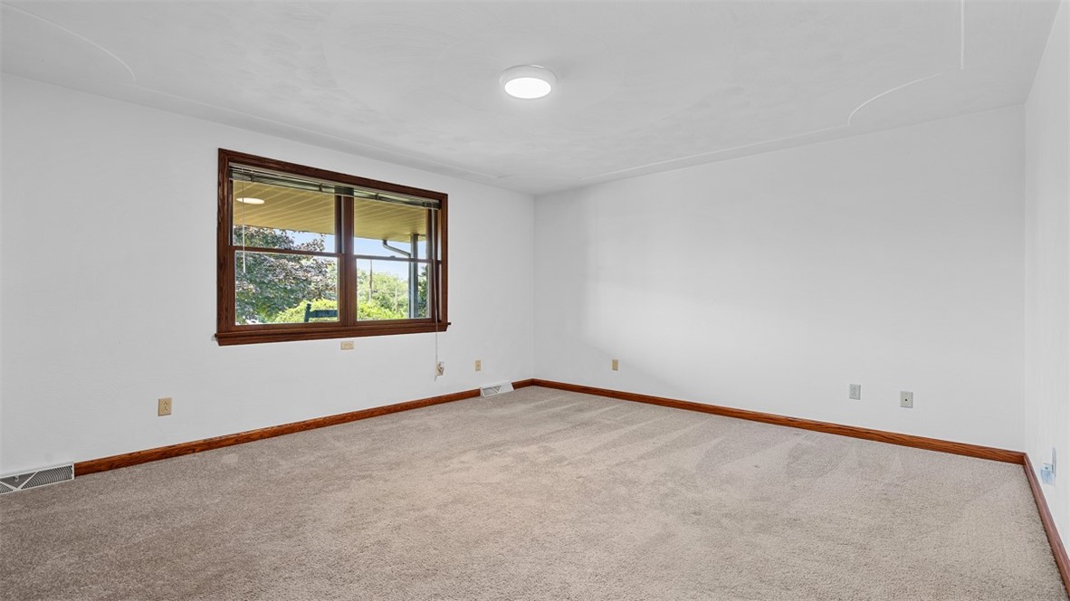 City Of But SE, Pennsylvania 16002, United States, 3 Bedrooms Bedrooms, ,3 BathroomsBathrooms,Residential,Active,157923