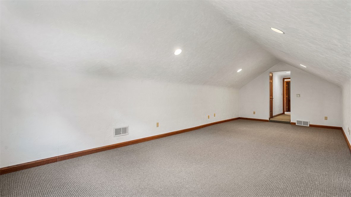 City Of But SE, Pennsylvania 16002, United States, 3 Bedrooms Bedrooms, ,3 BathroomsBathrooms,Residential,Active,157923