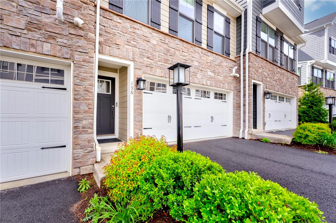 View Upper St. Clair, PA 15241 townhome