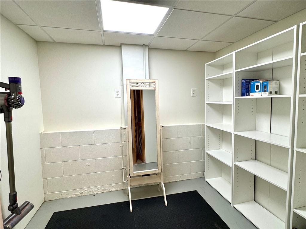 Center Twp, Pennsylvania 16001, United States, 3 Bedrooms Bedrooms, ,1 BathroomBathrooms,Residential,Active,173138