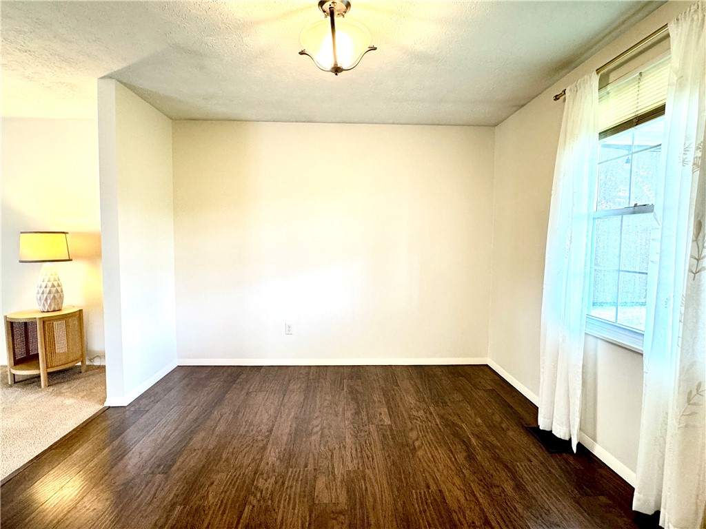 Center Twp, Pennsylvania 16001, United States, 3 Bedrooms Bedrooms, ,1 BathroomBathrooms,Residential,Active,173138