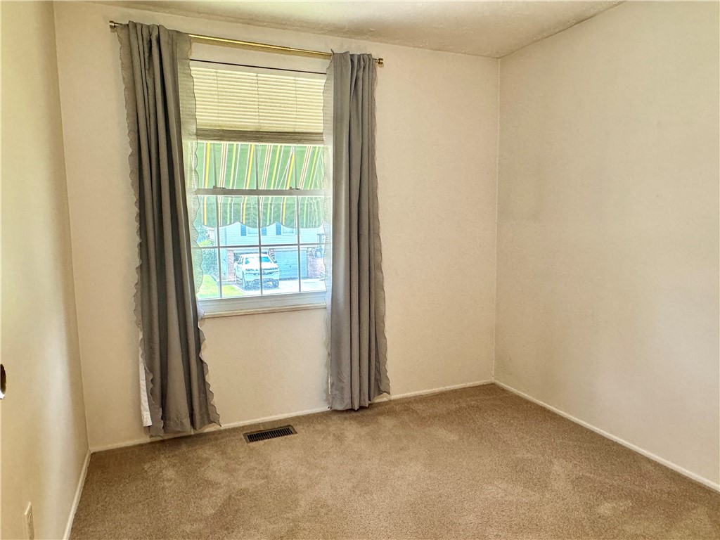 Center Twp, Pennsylvania 16001, United States, 3 Bedrooms Bedrooms, ,1 BathroomBathrooms,Residential,Active,173138