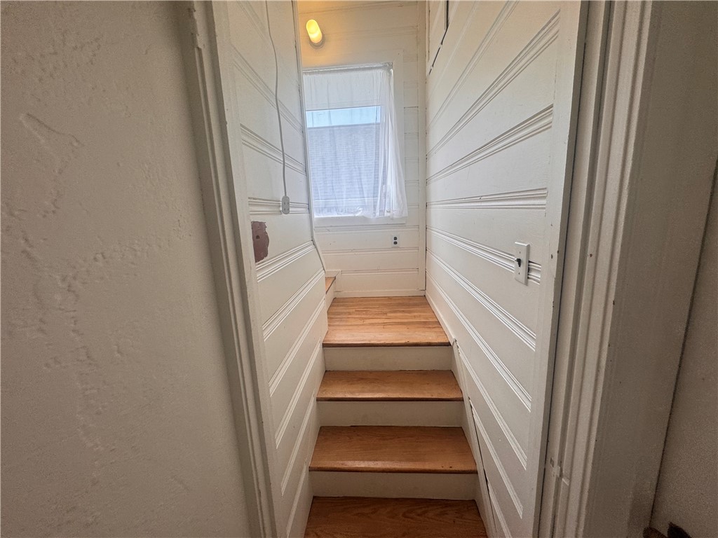 Beechview, Pennsylvania 15216, United States, 4 Bedrooms Bedrooms, ,2 BathroomsBathrooms,Residential,Active,161359