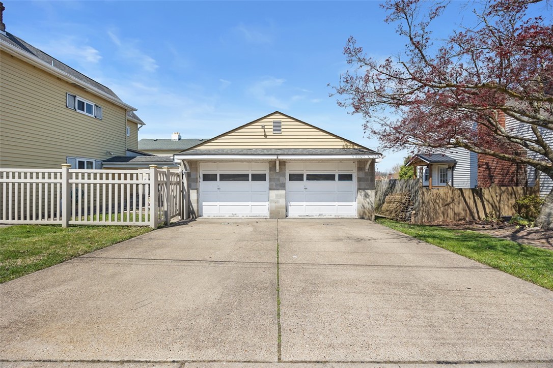 731 Chartiers St St, Bridgeville, Pennsylvania image 27