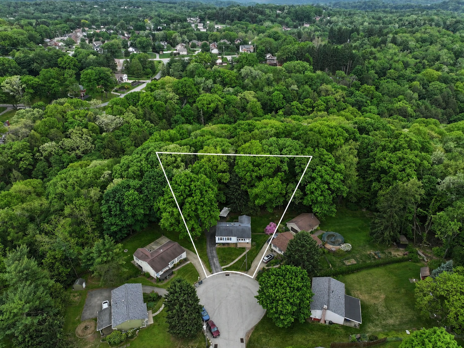3000 Woodview Drive