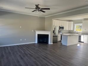 713 Ravenshire Court