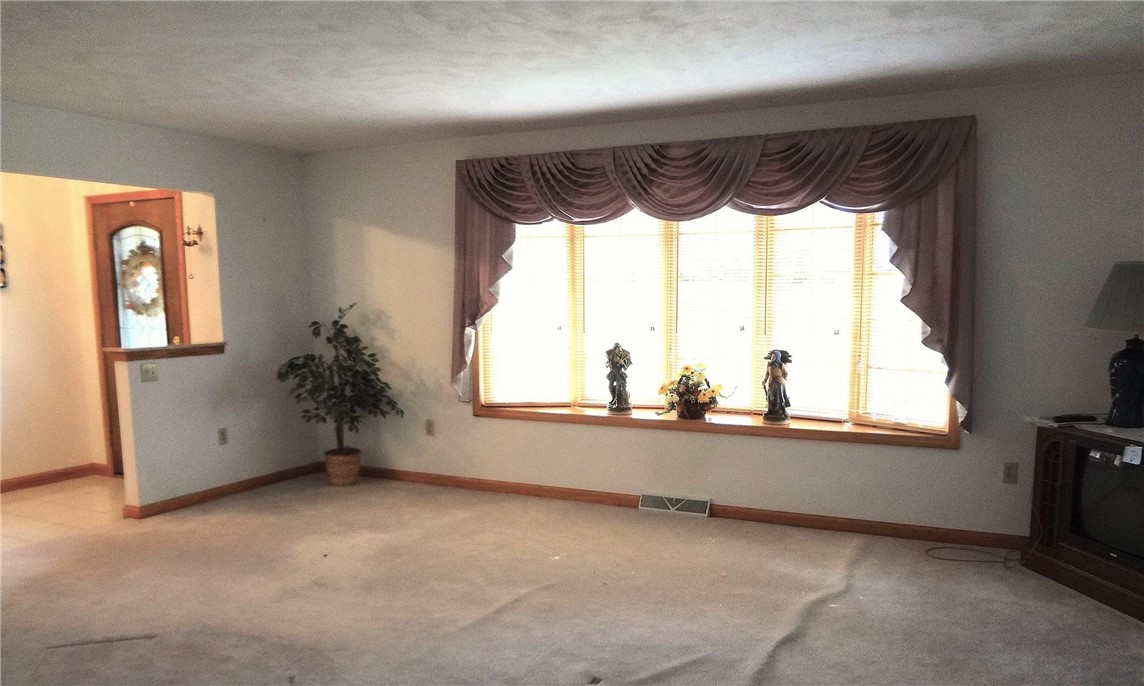 Derry Twp, Pennsylvania 15650, United States, 3 Bedrooms Bedrooms, ,3 BathroomsBathrooms,Residential,Active,136303