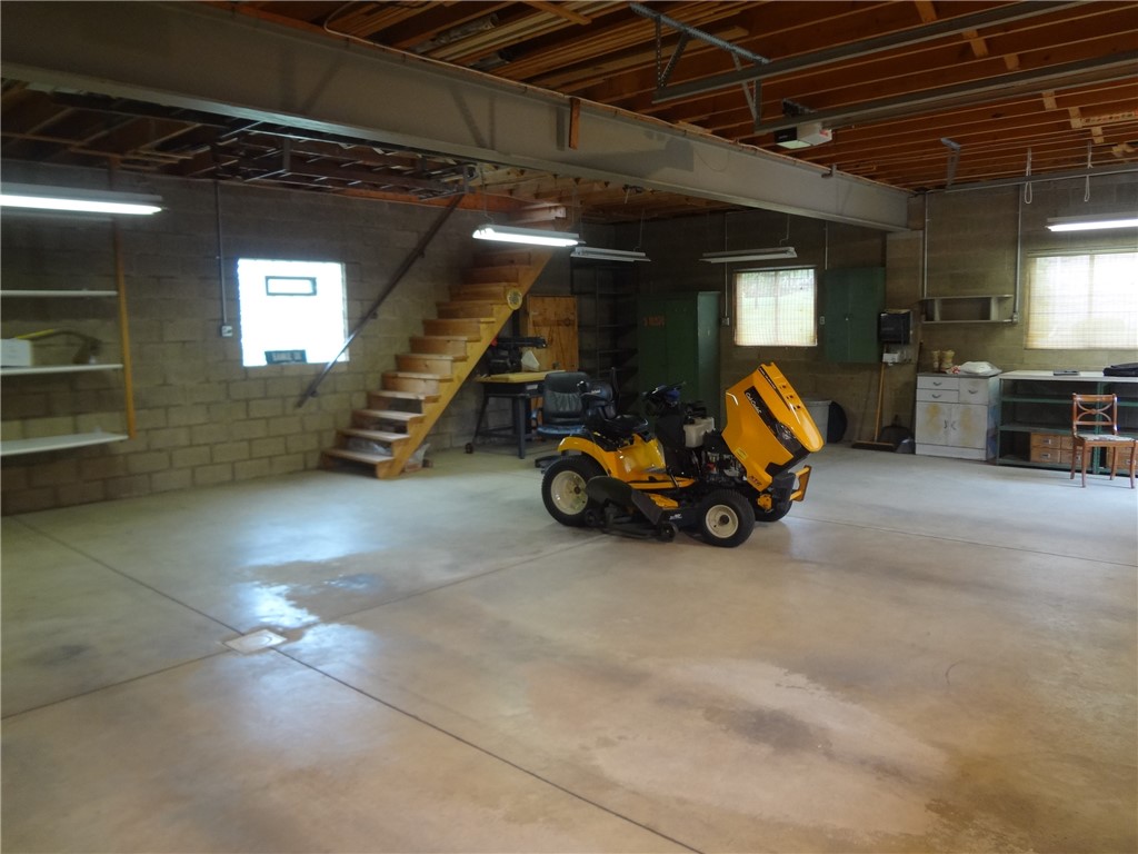 Derry Twp, Pennsylvania 15650, United States, 3 Bedrooms Bedrooms, ,3 BathroomsBathrooms,Residential,Active,136303