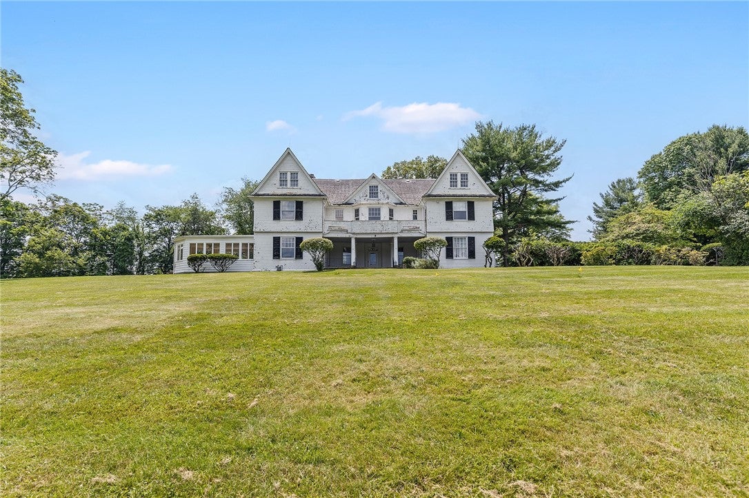 859 Blackburn Road