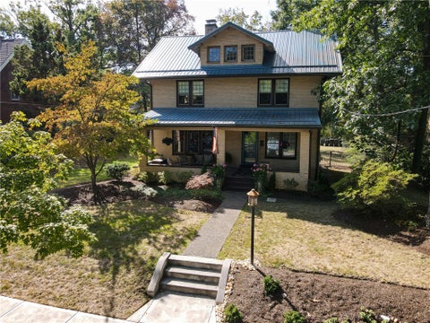 Photo for 737 9th Street
