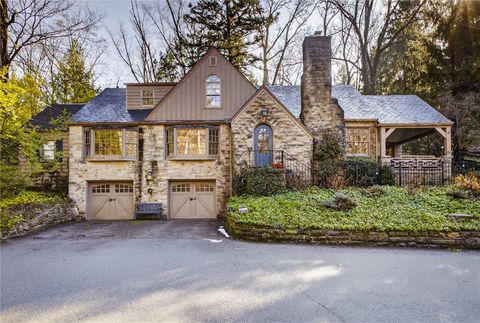 Photo of 18 Forest Glen Dr, Pittsburgh, PA 15228 (MLS # 1741330)