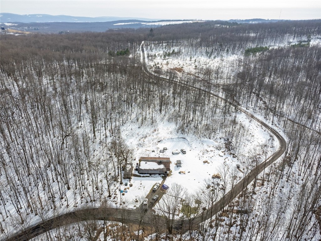 660 Clinton Rd
