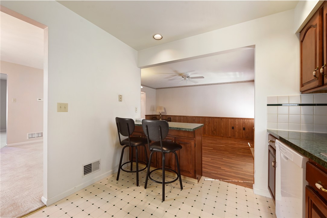 329 Karen Ct Ct, Monroeville, Pennsylvania image 11