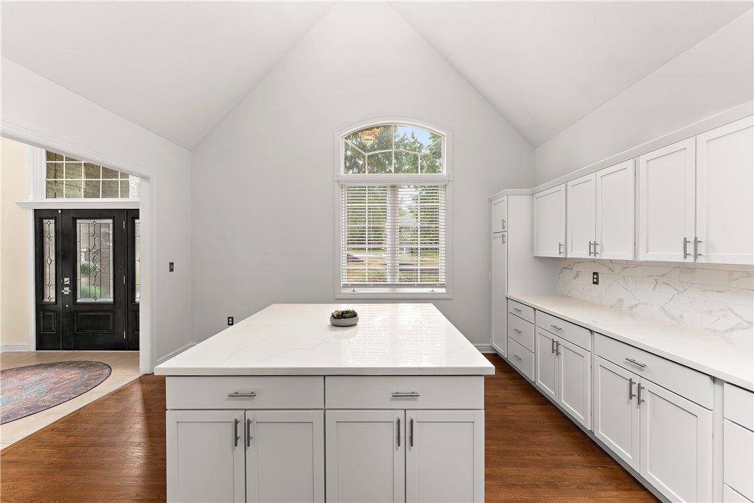 Marshall, Pennsylvania 15090, United States, 4 Bedrooms Bedrooms, ,5 BathroomsBathrooms,Residential,Contingent,203202