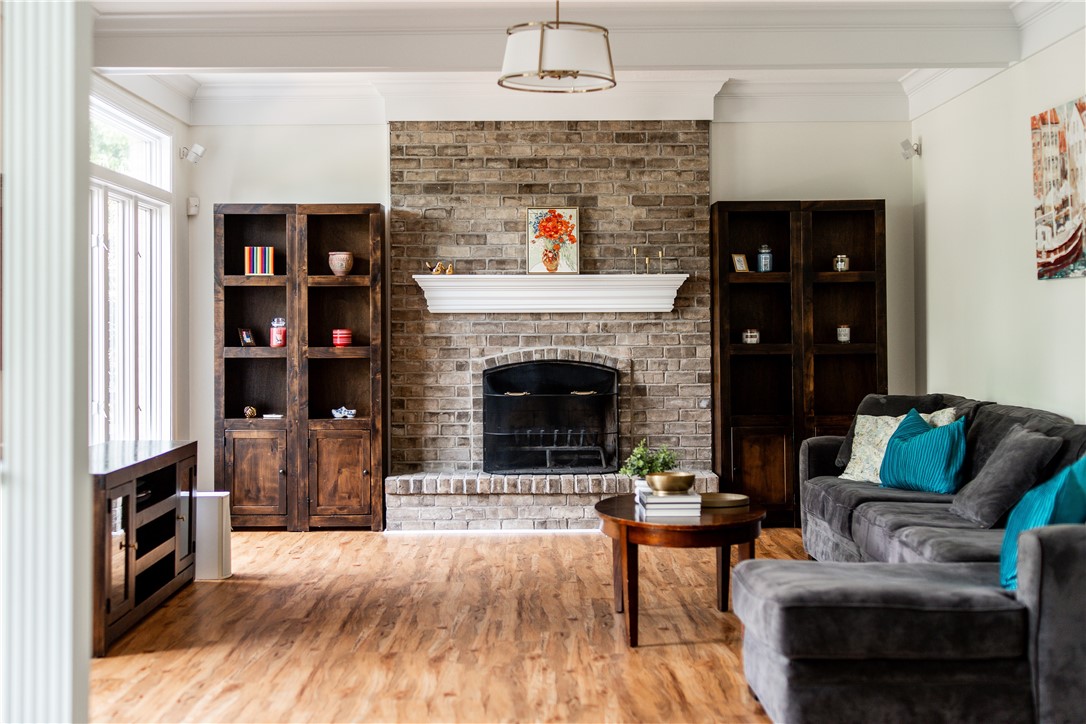 Marshall, Pennsylvania 15090, United States, 4 Bedrooms Bedrooms, ,5 BathroomsBathrooms,Residential,Contingent,203202