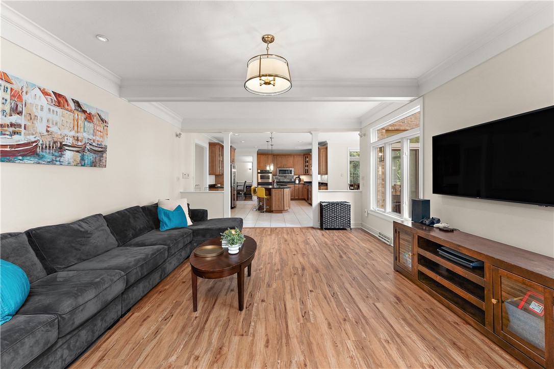 Marshall, Pennsylvania 15090, United States, 4 Bedrooms Bedrooms, ,5 BathroomsBathrooms,Residential,Contingent,203202