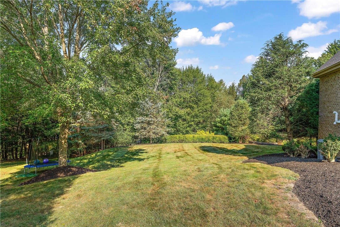 Marshall, Pennsylvania 15090, United States, 4 Bedrooms Bedrooms, ,5 BathroomsBathrooms,Residential,Contingent,203202