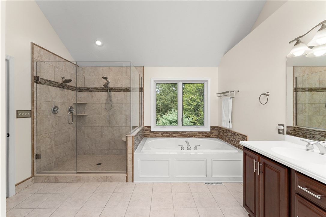 Marshall, Pennsylvania 15090, United States, 4 Bedrooms Bedrooms, ,5 BathroomsBathrooms,Residential,Contingent,203202