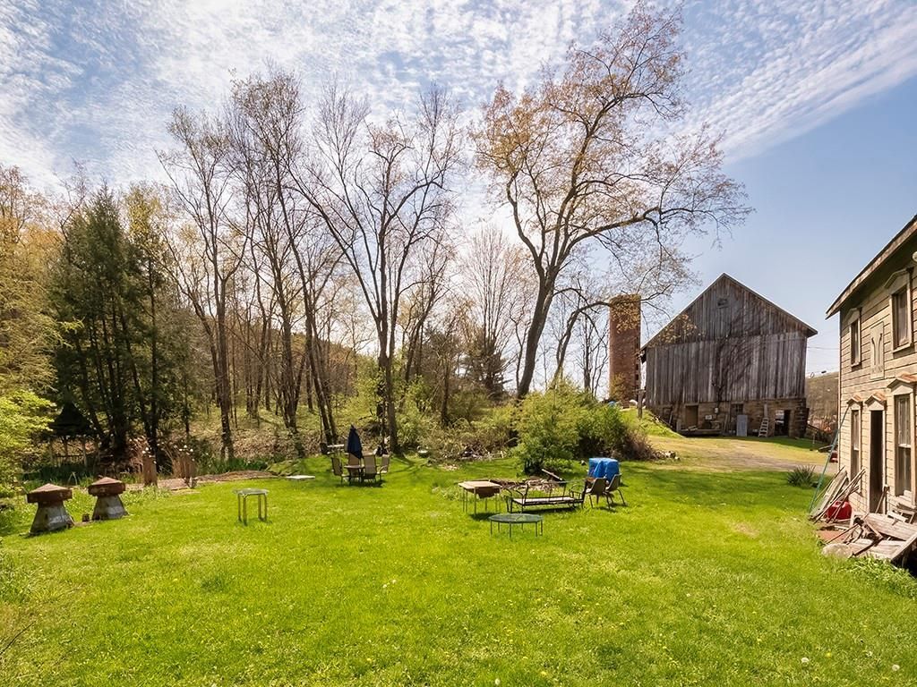 333 Perry Highway