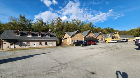 Photo of 250 Swiss Way, Elizabeth Twp/Boro, PA 15037 (MLS # 1733399)