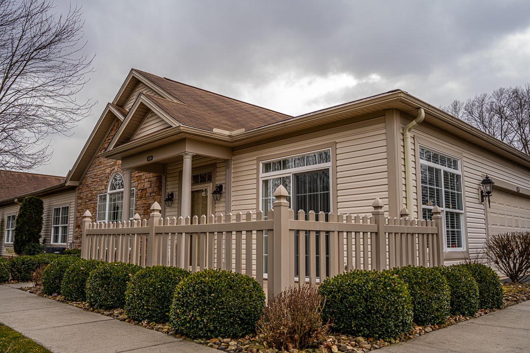 155 Stonegate Blvd, Hermitage, Pennsylvania image 1