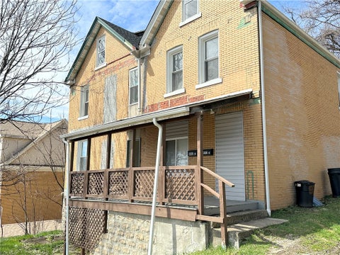 Multifamily For Sale - 802 13th St St<br/> Stowe Twp, PA 15136