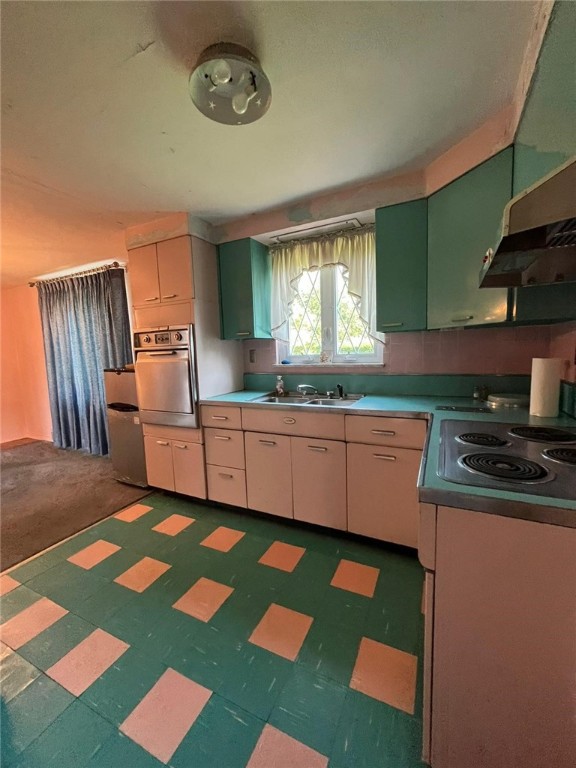Photo 11 of 23 of 498 Highview Rd house