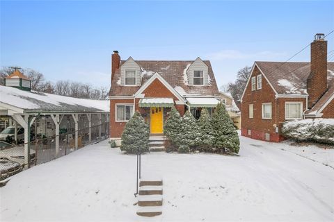 Photo of 105 Delafield Rd, Pittsburgh, PA 15215 (MLS # 1748877)