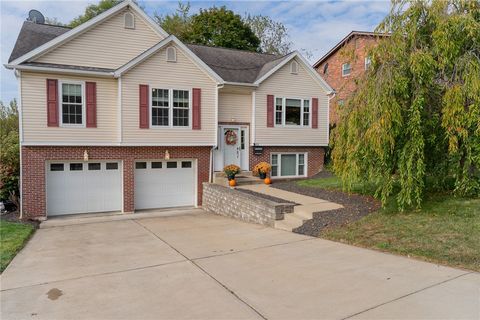 Photo of 651 Edward Dr, Carnegie, PA 15106 (MLS # 1725945)