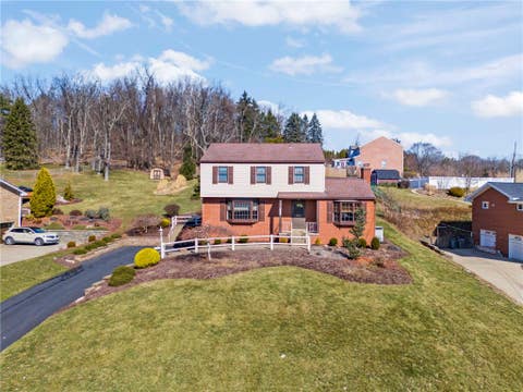 Photo for 118 W Edgewood Drive