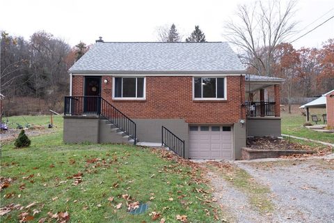 Photo of 1249 Saxonburg Blvd, Glenshaw, PA 15116 (MLS # 1739898)