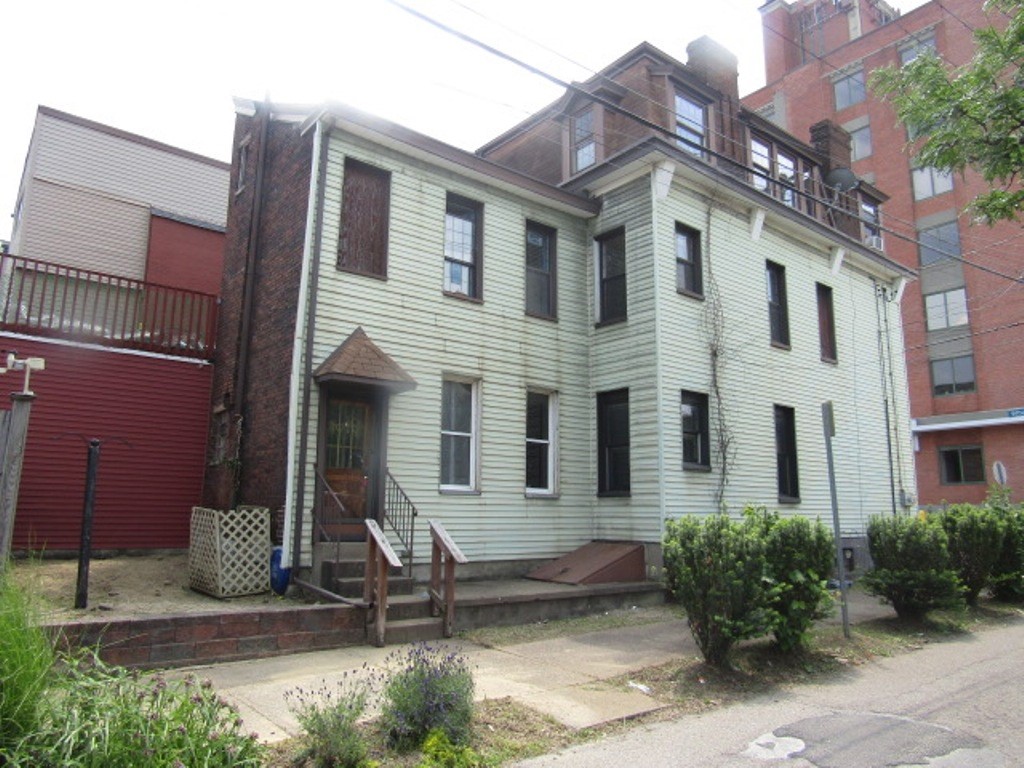 2101 Wharton St