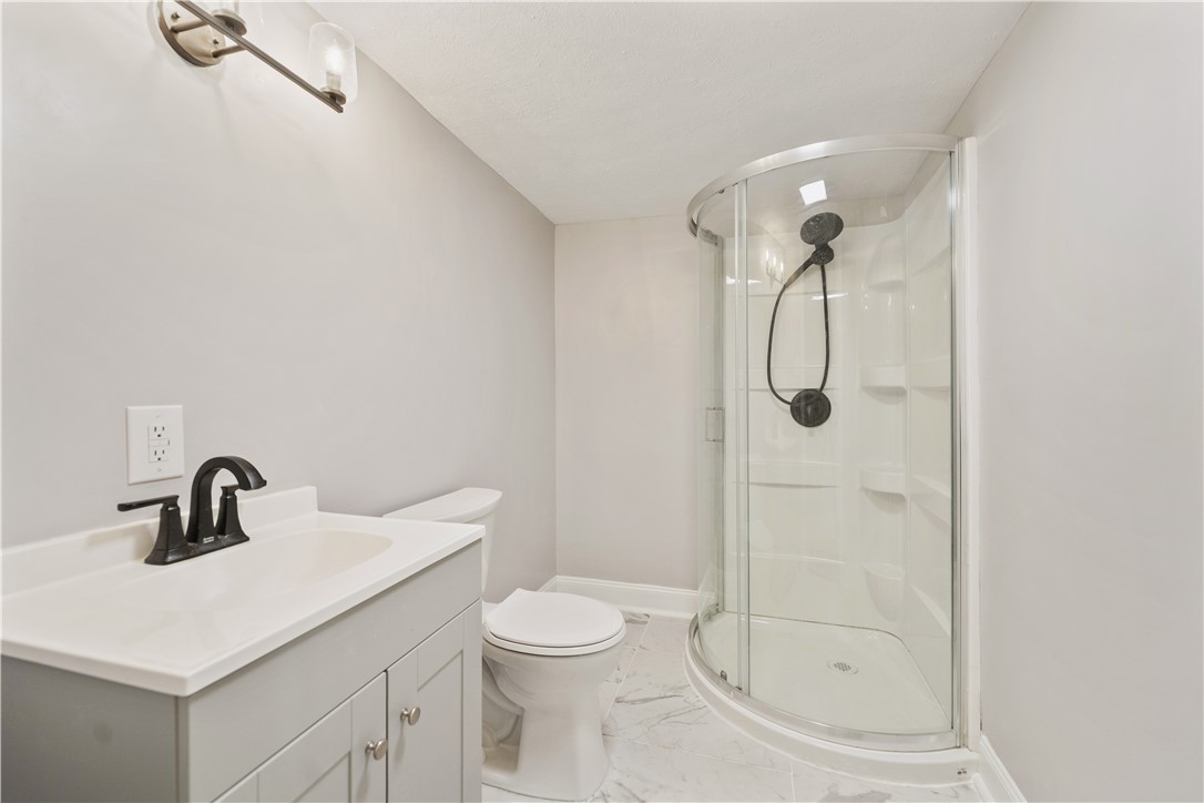 South Strabane, Pennsylvania 15301, United States, 3 Bedrooms Bedrooms, ,4 BathroomsBathrooms,Residential,Active,135086